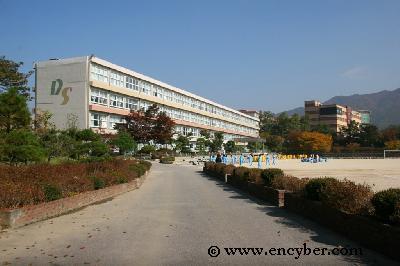 덕소중학교 이미지