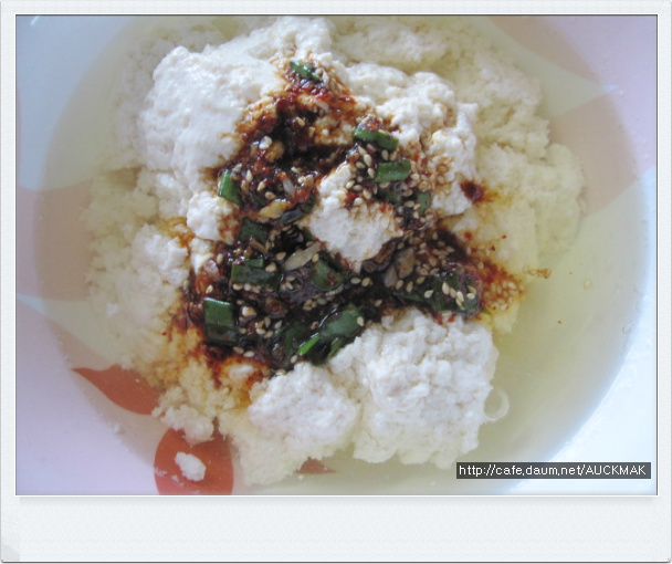 1704CB384F38C0471BAB77