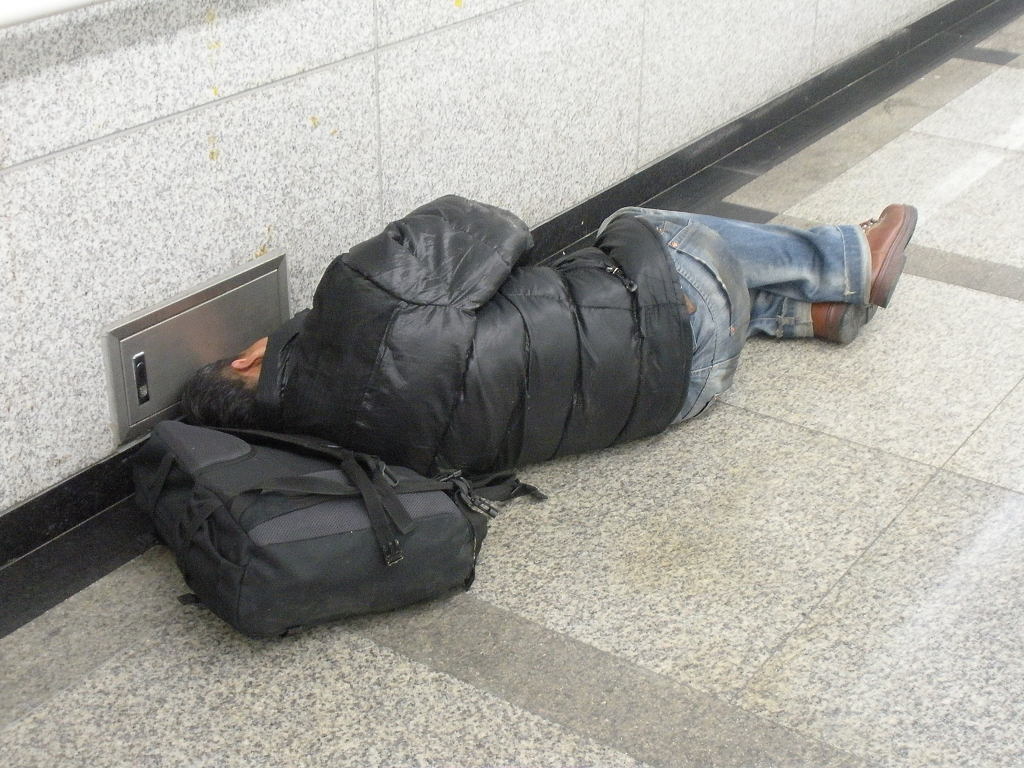 김*흥 이미지