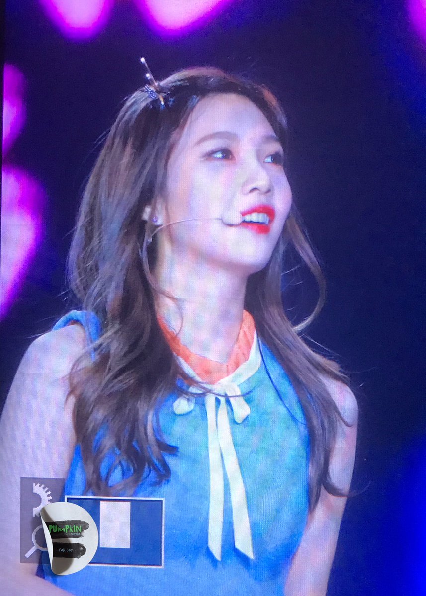 오늘자 비주얼 대박적인 조이 .jpg | 인스티즈