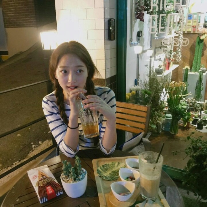 스튜어디스출신 신인 여배우 | 인스티즈