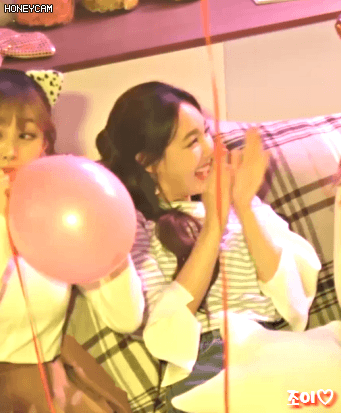 촬영장 트와이스 나연쓰.gif | 인스티즈