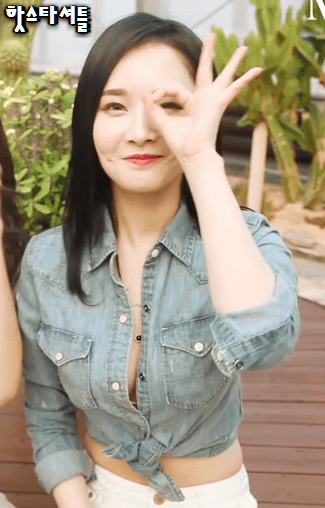 맥심 4월호 달샤벳 수빈,우희.gif | 인스티즈