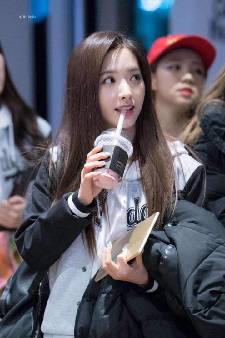 ㄹㅇ루다가 이쁜 보나 | 인스티즈