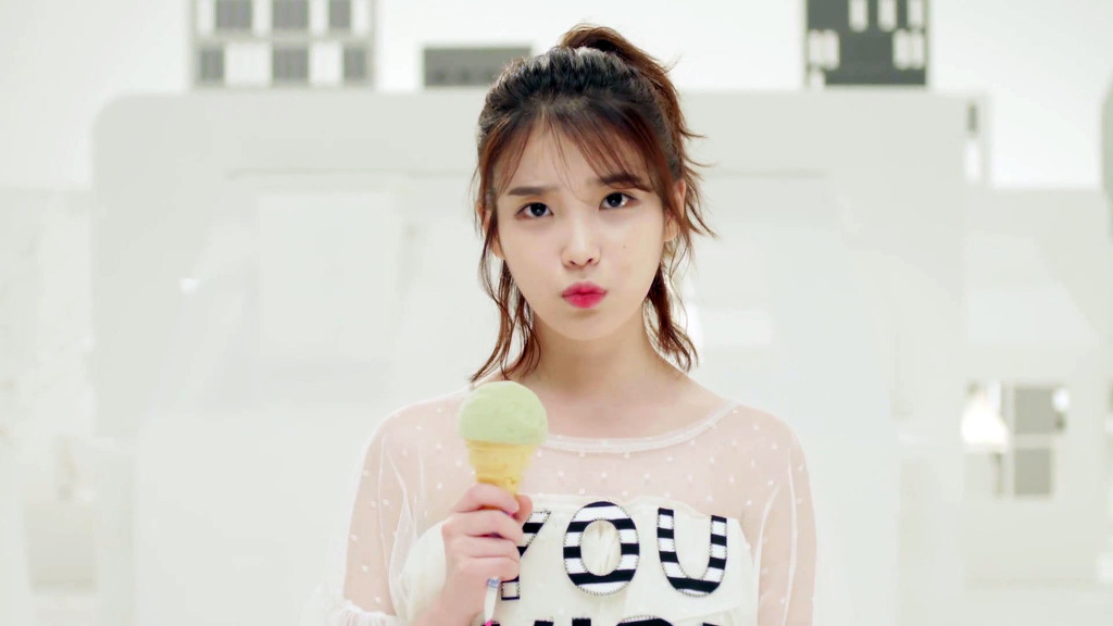 반묶음 아이유.jpgif | 인스티즈