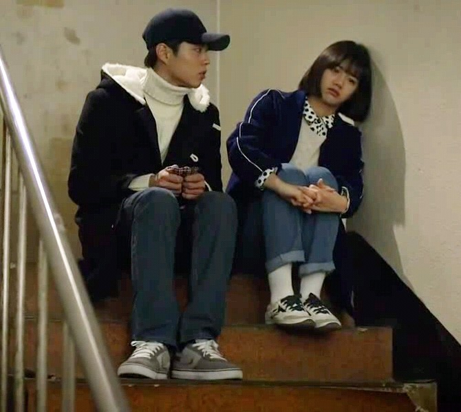 [응답하라1988] 바바리맨 때문에 우는 성덕선.gif | 인스티즈