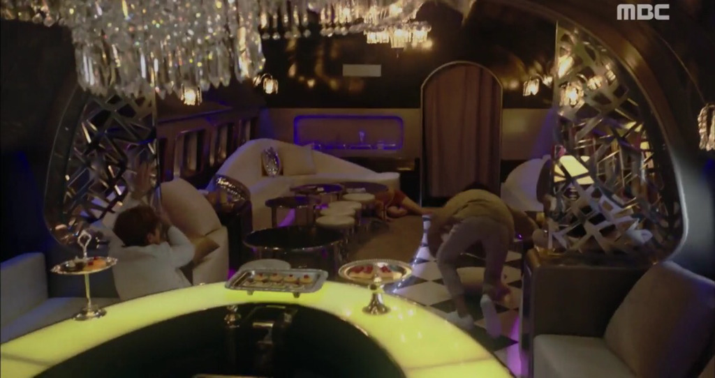 [미씽나인] 대환장파티였던 비행기 추락직전.jpg | 인스티즈