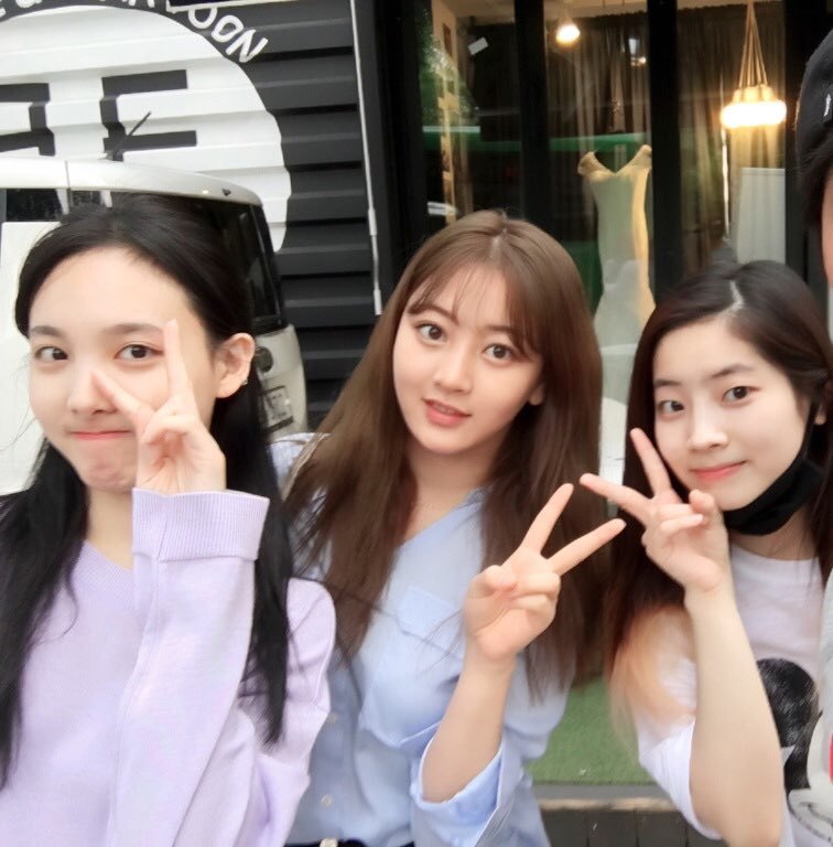 [트와이스] 길거리에서 찍힌 나연,다현,지효 | 인스티즈
