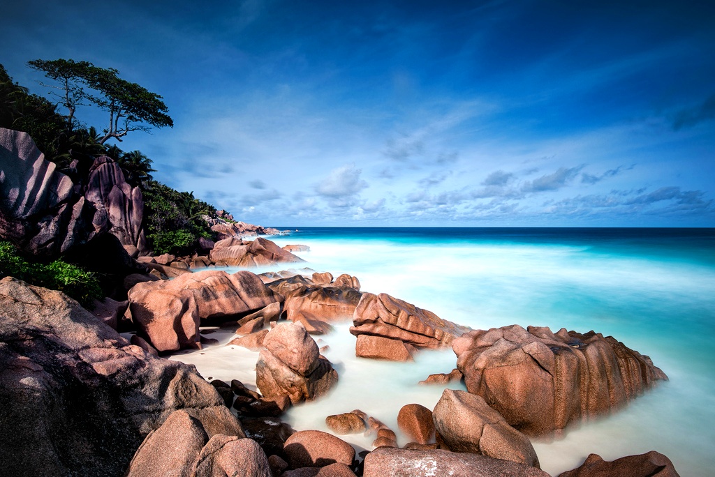 240ED2475496B87805C0AA