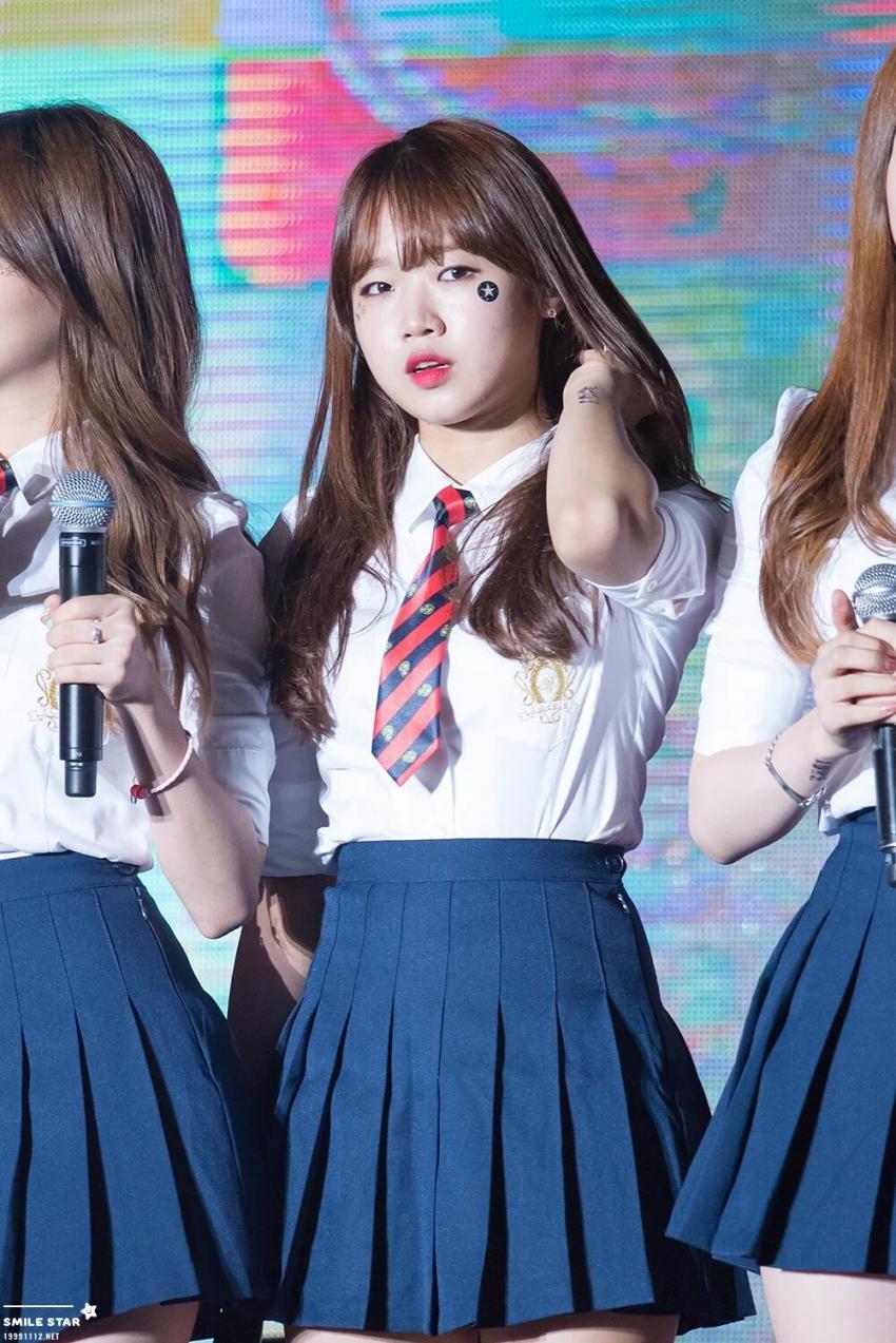 얼굴에 젖살이 있는 유정이 (아이오아이) | 인스티즈