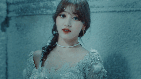 TT 뮤비에서 이쁘게 나온 엘사지효ㄷㄷㄷ.gif | 인스티즈