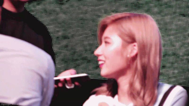 사나 실제로 보는 느낌.gif | 인스티즈