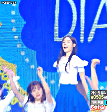 오늘 음중 다이아 채연,주은.gif | 인스티즈