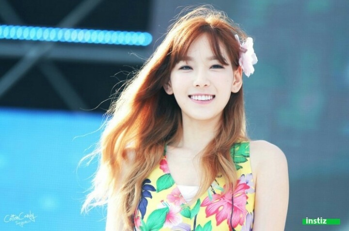 여전히 우리를 보고 웃는 태연이좋다 | 인스티즈