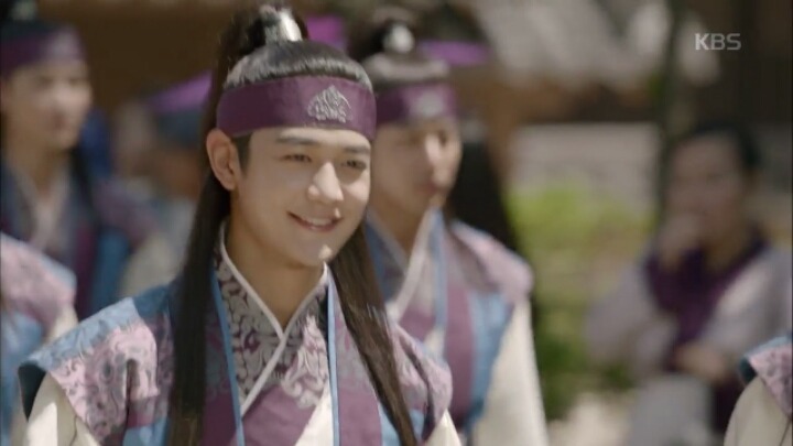 [화랑] 1500년 전 인기 아이돌 화랑 출근길 풍경.jpg (feat.럽라 떡밥) | 인스티즈