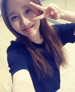 눈웃음이 너무 귀여운 유나킴 .jpg | 인스티즈