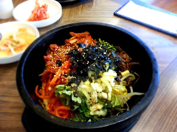 한국인의 밥심! 돌솥제육비빔밥 낙지돌솥비빔밥 jpg | 인스티즈