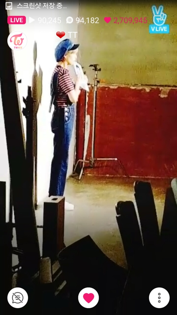 오늘 브이앱에서 트와이스 정연 비율ㄷㄷ | 인스티즈