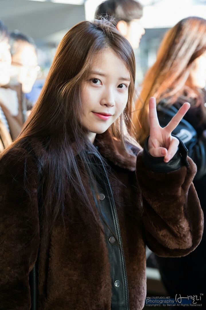 아이유 겨울철 코디 스타일.jpg | 인스티즈