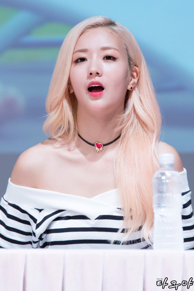 월요일이라 짜증나서 에이핑크 윤보미.jpgif | 인스티즈