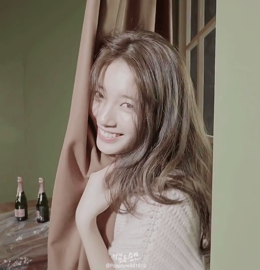 수지가 말하는 자기가 봐도 예쁜 여자 | 인스티즈
