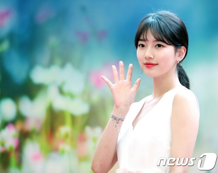 오늘자 수지 기사사진.jpg | 인스티즈