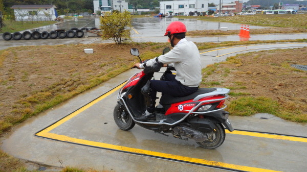 대영자동차운전전문학원대영중장비운전학원 이미지
