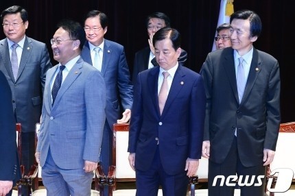 유일호가 이렇게나 웃는 이유는? | 인스티즈