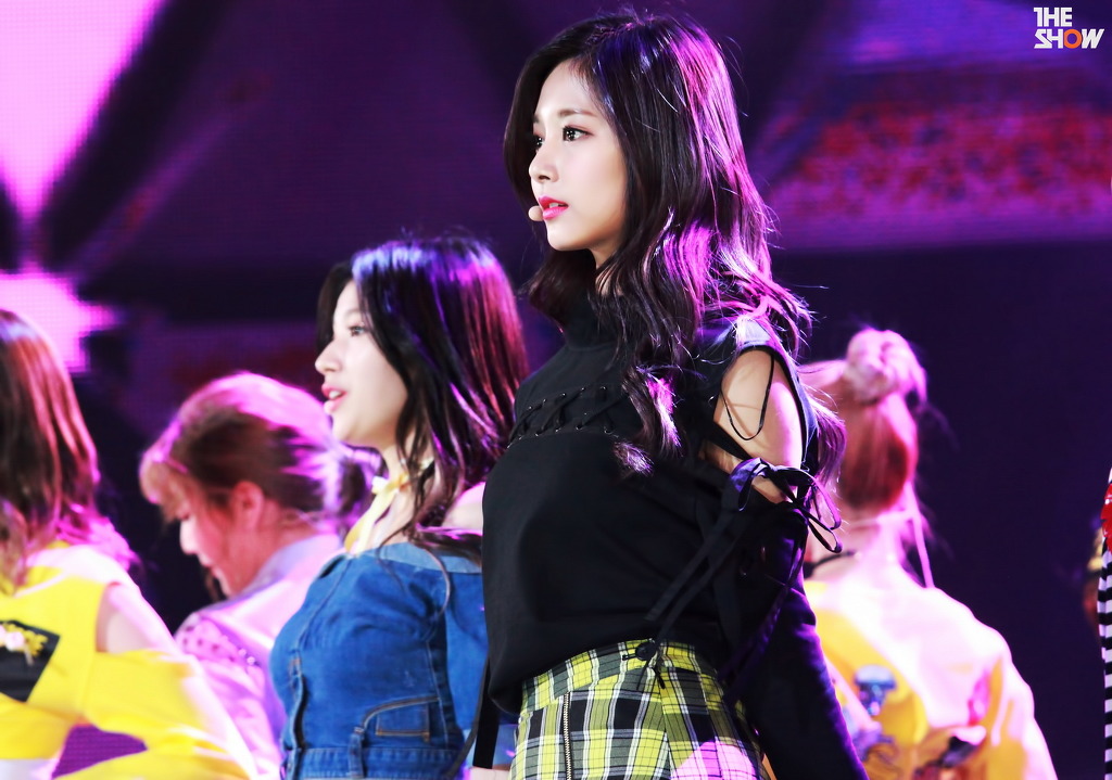 트와이스 화보 수준.jpg (24장) | 인스티즈