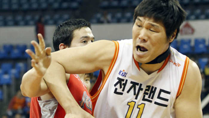 뭔가 어색한 서장훈 선수시절 | 인스티즈