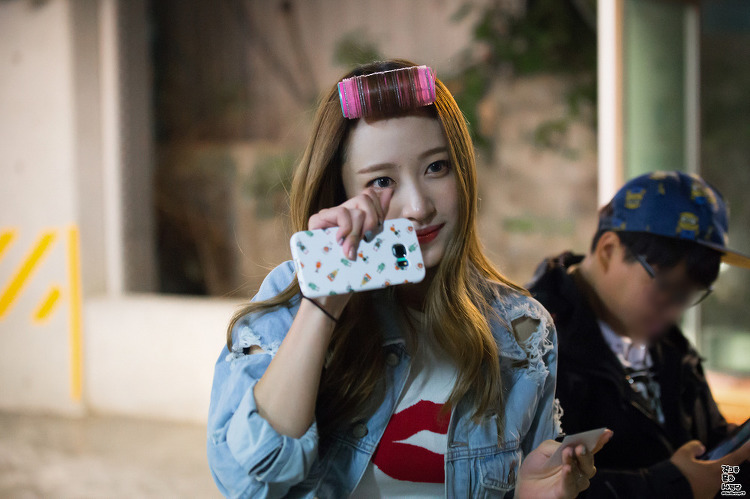 오늘자 EXID 주간아이돌 출퇴근길.jpg | 인스티즈