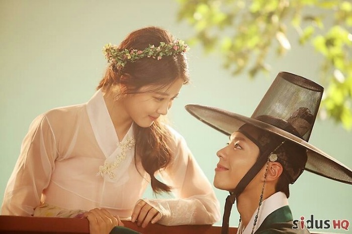 여자한복 입고 여신같은 김유정 | 인스티즈