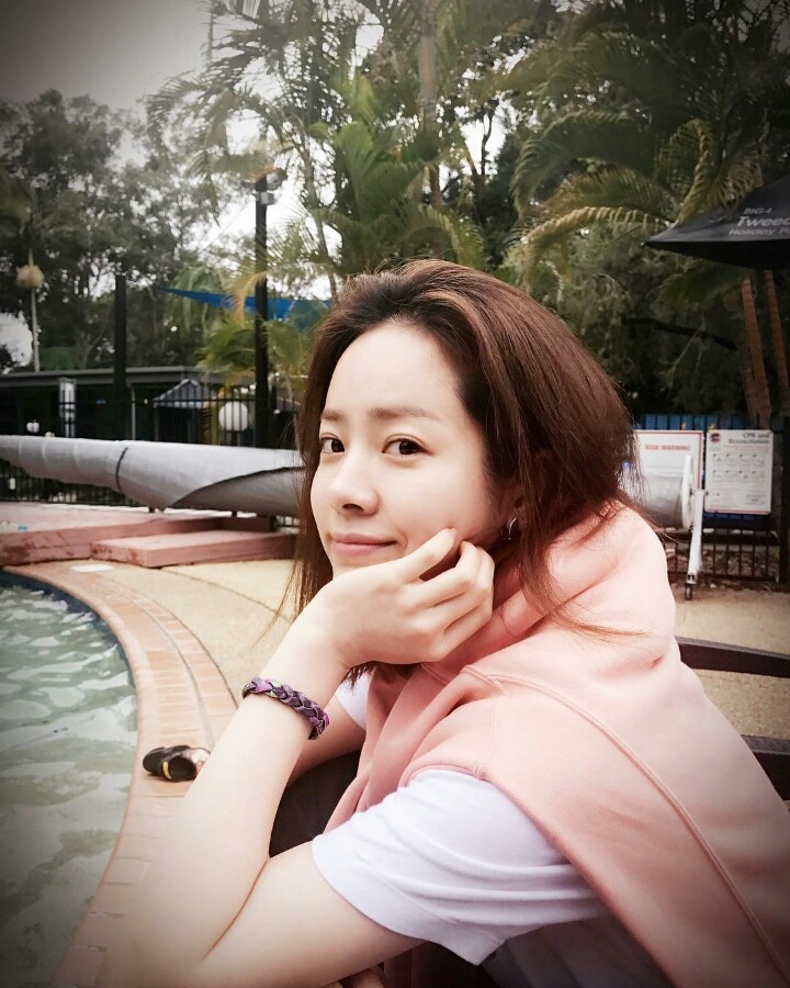 한지민 인스타 업뎃 | 인스티즈
