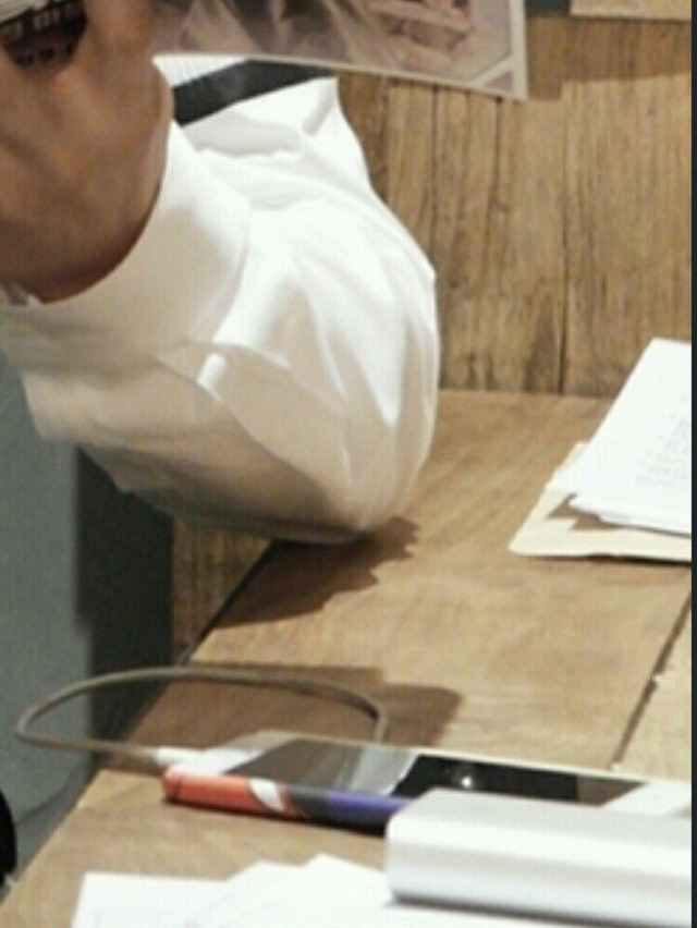 연예인덕 톡톡히 본 폰케이스들.jpg | 인스티즈