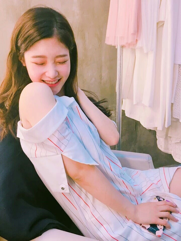 오늘의 정채연 | 인스티즈