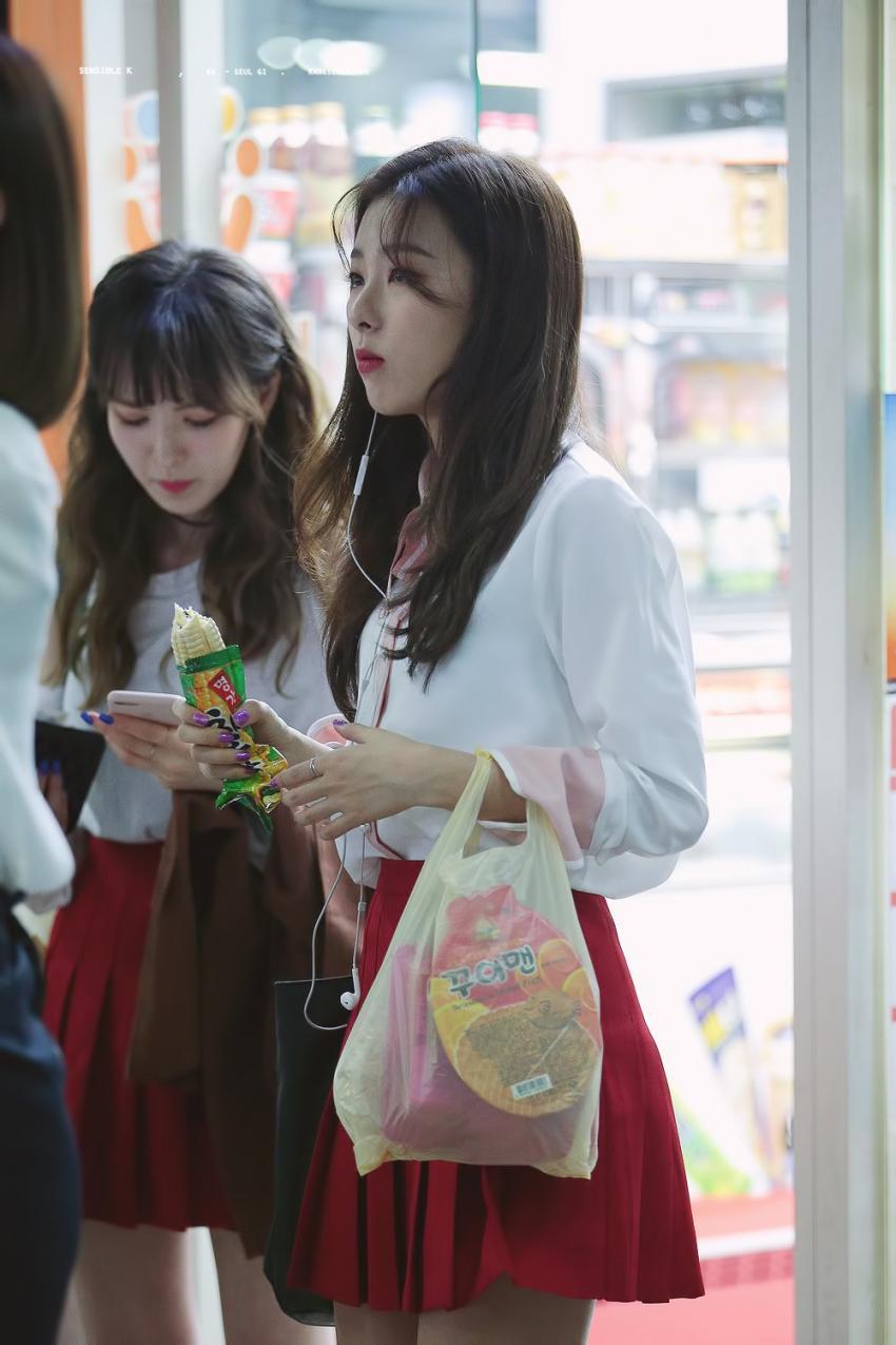[레드벨벳] 뭐든 잘 먹는 경제관념 또렷한 먹보 | 인스티즈