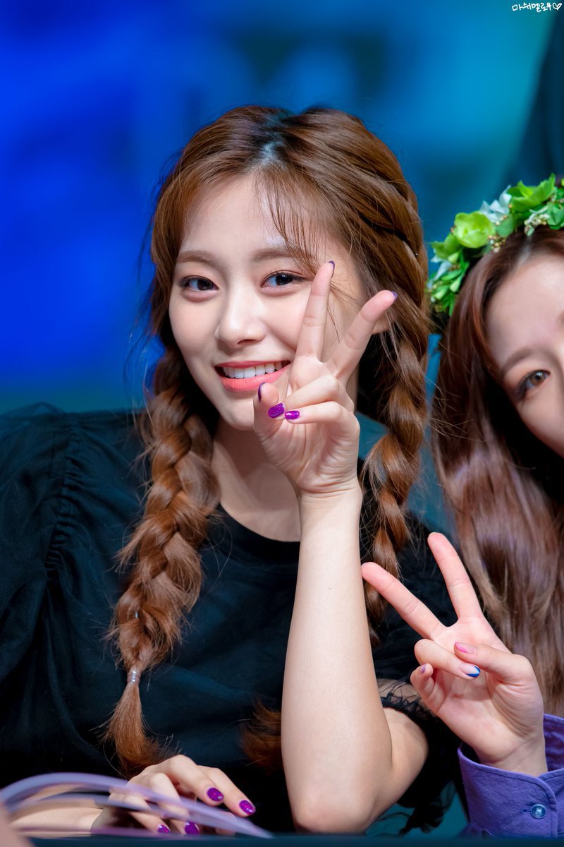 머리묶은 쯔위.jpgif | 인스티즈