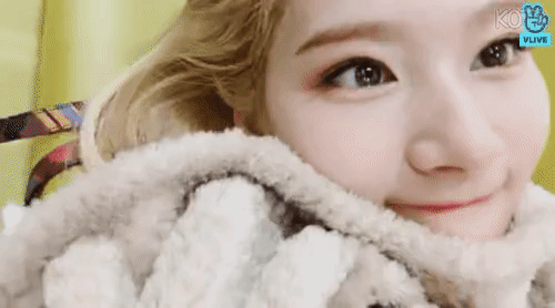 눕방하는 사나.gif | 인스티즈