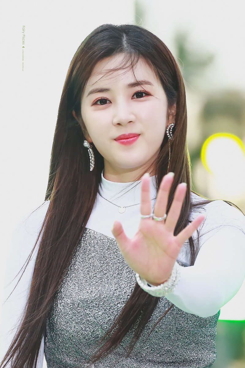 에이핑크의 롱리다 보수적인 여자 박초롱.jpgif | 인스티즈