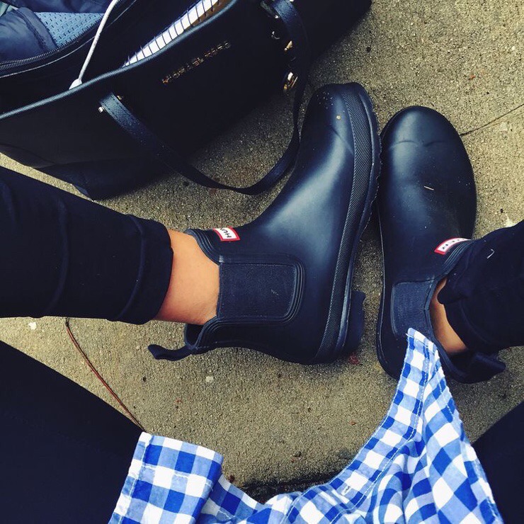 비오니까 결제하고싶어 드릉드릉하는 레인부츠 | 인스티즈