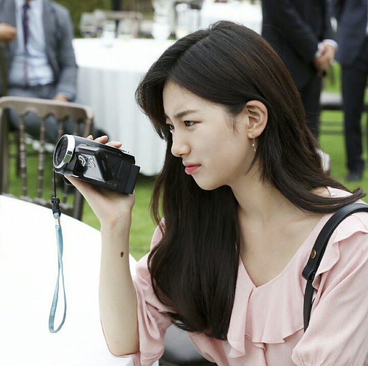 수지 인스타 업뎃 | 인스티즈