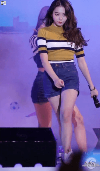 무대 위 아이돌 소혜.gif | 인스티즈