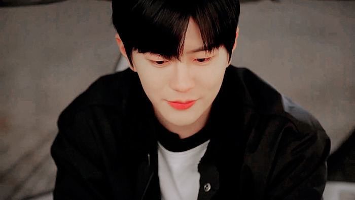 기억해..? 복도에서 떠들다.. 같이 혼나던 우리 둘... 기억 조작이 따로 없는 하이틴 웹드 | 인스티즈