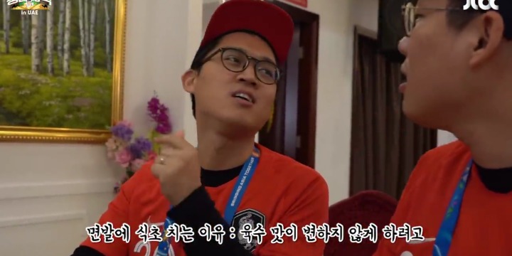 쉬지않고 게겐프레싱하는 북한 옥류관 직원.jpg | 인스티즈