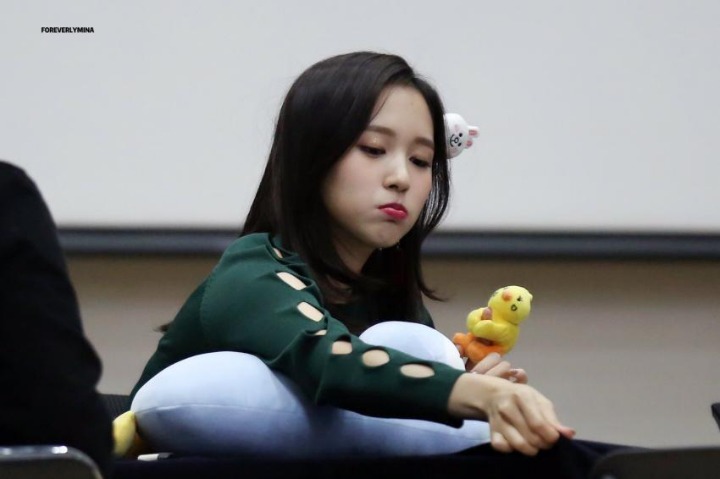 분위기가 예쁜 트와이스 미나.jpgif | 인스티즈