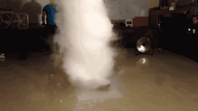 실내에서 만드는 토네이도.gif | 인스티즈