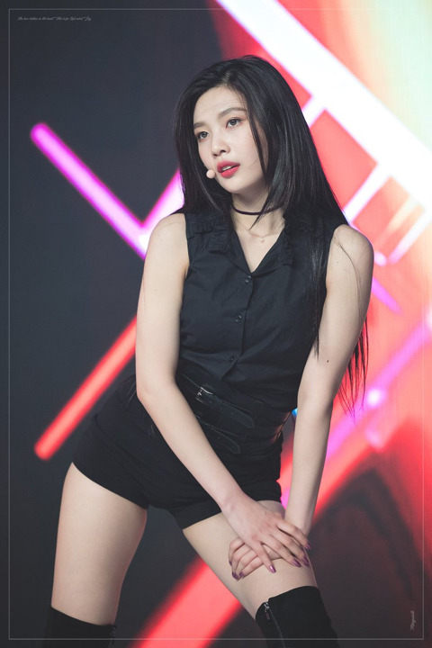 큐티와 섹시 둘 다 마스터한 레드벨벳 조이.jpgif | 인스티즈