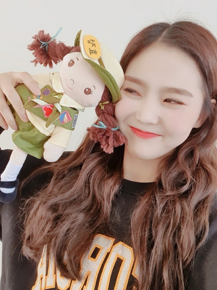 항상 웃는거 같은 오마이걸 리더 효정 | 인스티즈