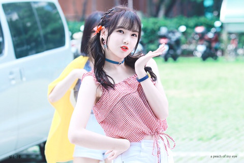 [여자친구] 크리스마스가 얼마남지 않아서 예린이 | 인스티즈