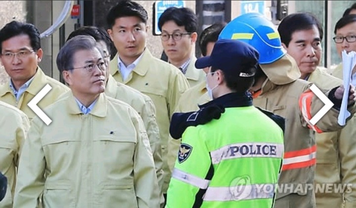 제천 화재 현장 찾은 문 대통령 | 인스티즈